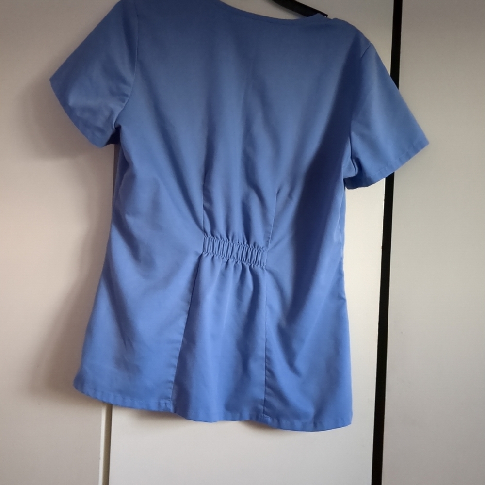 Gray's anatomy light blue scrub top size medium